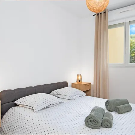 Palais Ligure - Agreable 2 Pieces - - Parking Gratuit *