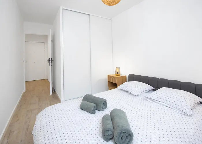 Palais Ligure - Agreable 2 Pieces - - Parking Gratuit *